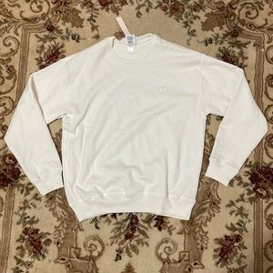 Pink Victoria’s Secret Sweatshirt. Size small. Color is cream.